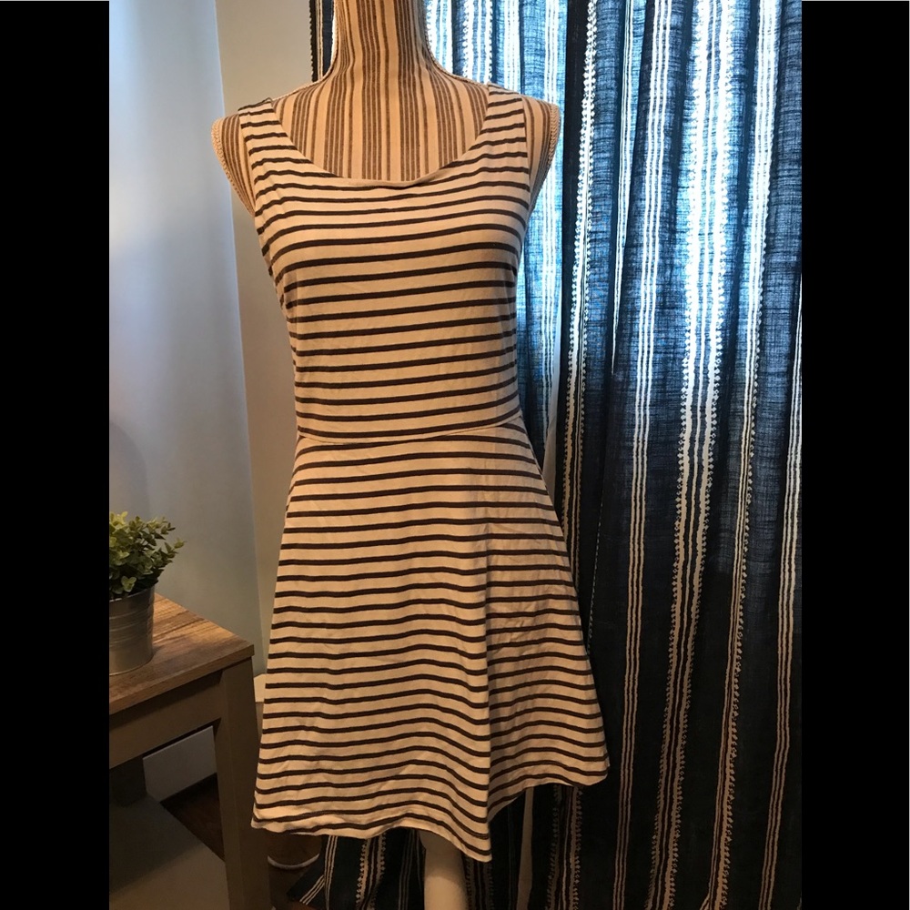 AMERICAN EAGLE Dress